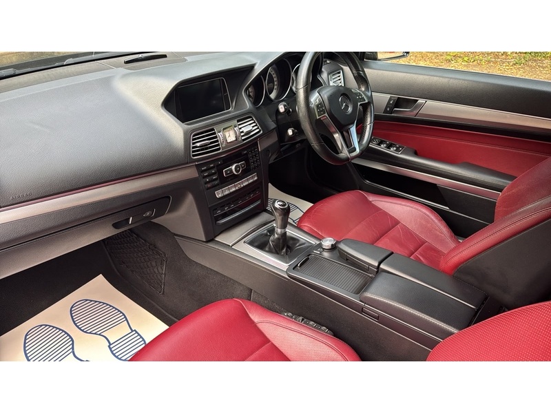 Mercedes-Benz E Class 2.1 E220 CDI AMG Sport Cabriolet Euro 5 (s/s) 2dr - U10003644