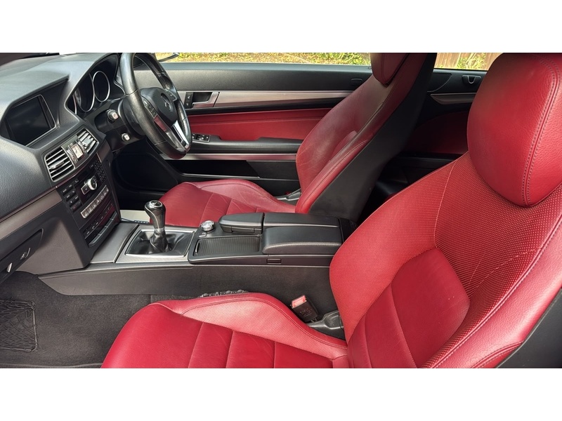 Mercedes-Benz E Class 2.1 E220 CDI AMG Sport Cabriolet Euro 5 (s/s) 2dr - U10003644