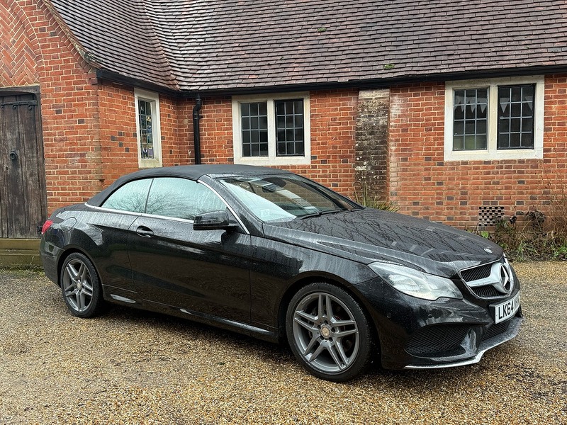 Mercedes-Benz E Class 2.1 E220 CDI AMG Sport Cabriolet 2dr Diesel Manual Euro 5 (s/s) (170 ps) - U10003644
