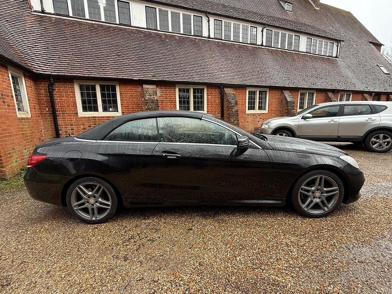 Mercedes-Benz E Class 2.1 E220 CDI AMG Sport Cabriolet 2dr Diesel Manual Euro 5 (s/s) (170 ps) - U10003644