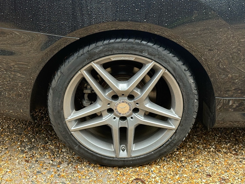 Mercedes-Benz E Class 2.1 E220 CDI AMG Sport Cabriolet 2dr Diesel Manual Euro 5 (s/s) (170 ps) - U10003644