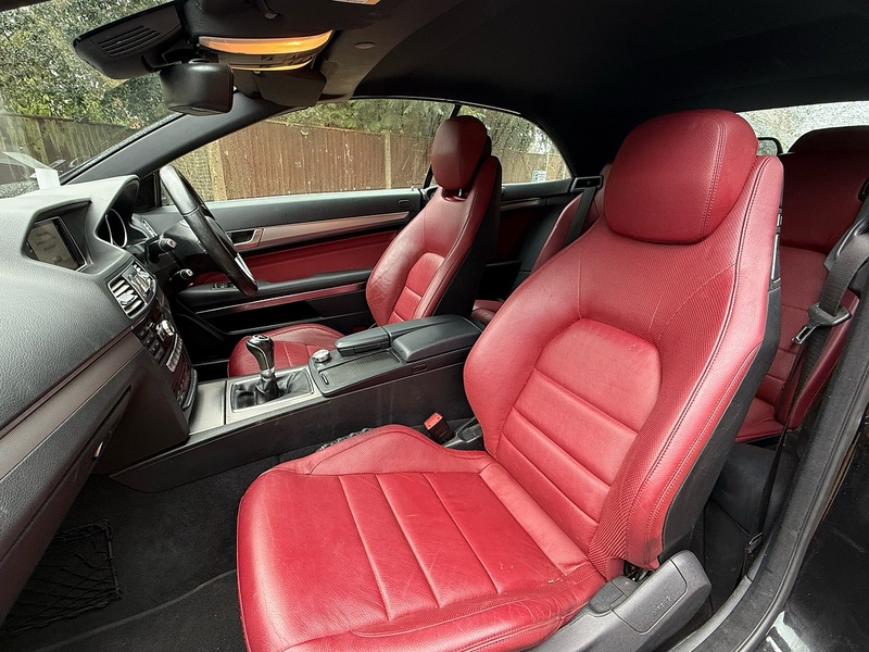 Mercedes-Benz E Class 2.1 E220 CDI AMG Sport Cabriolet 2dr Diesel Manual Euro 5 (s/s) (170 ps) - U10003644