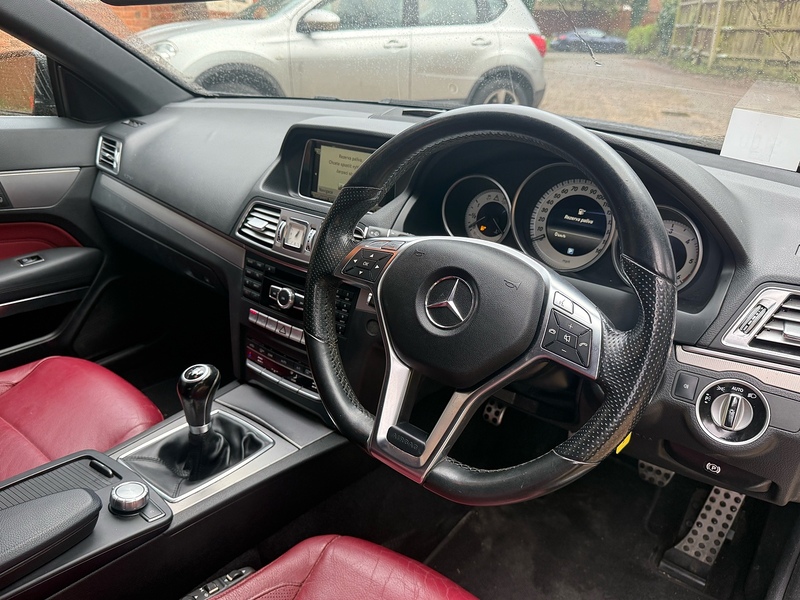 Mercedes-Benz E Class 2.1 E220 CDI AMG Sport Cabriolet 2dr Diesel Manual Euro 5 (s/s) (170 ps) - U10003644