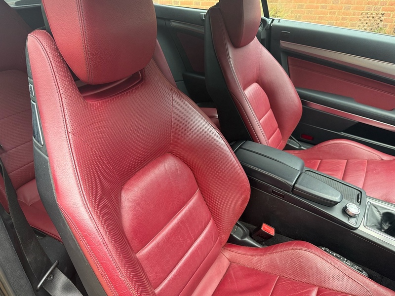 Mercedes-Benz E Class 2.1 E220 CDI AMG Sport Cabriolet 2dr Diesel Manual Euro 5 (s/s) (170 ps) - U10003644