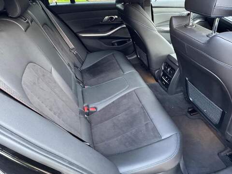 BMW 3 Series 2.0 320i M Sport Touring Auto Euro 6 (s/s) 5dr - U10003647