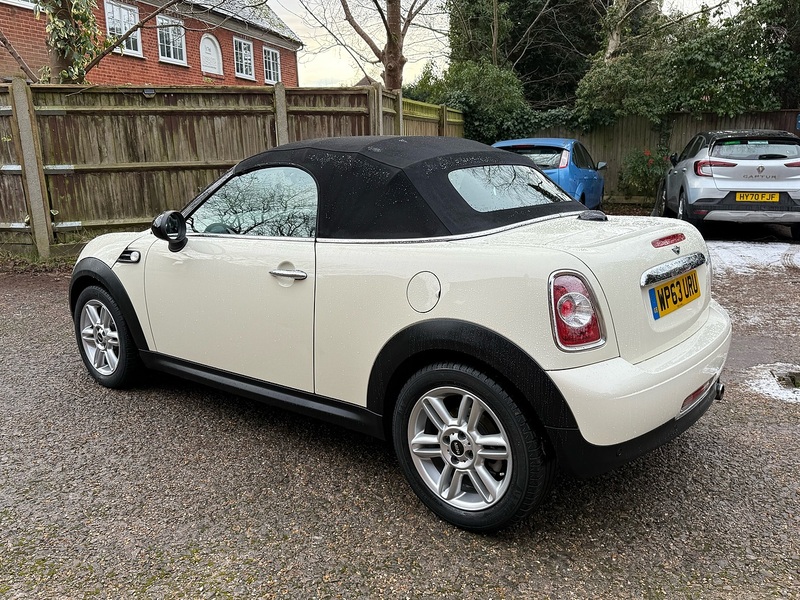 MINI Roadster 1.6 Cooper Convertible 2dr Petrol Manual Euro 6 (s/s) (122 ps) - U10003648
