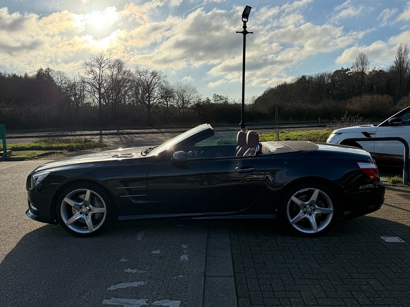 Mercedes-Benz SL 3.5 SL350 V6 BlueEfficiency Convertible 2dr Petrol G-Tronic Euro 5 (s/s) (306 ps) - U10003651