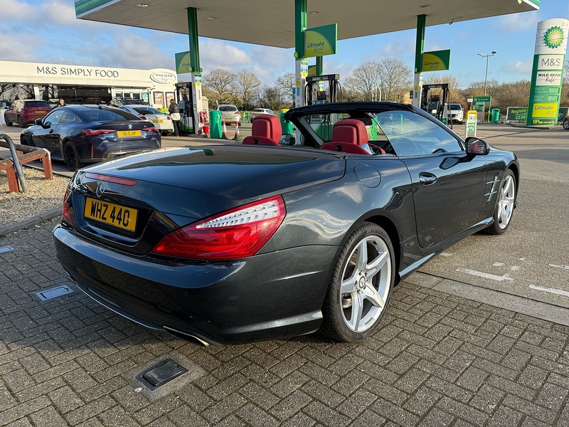Mercedes-Benz SL 3.5 SL350 V6 BlueEfficiency Convertible 2dr Petrol G-Tronic Euro 5 (s/s) (306 ps) - U10003651