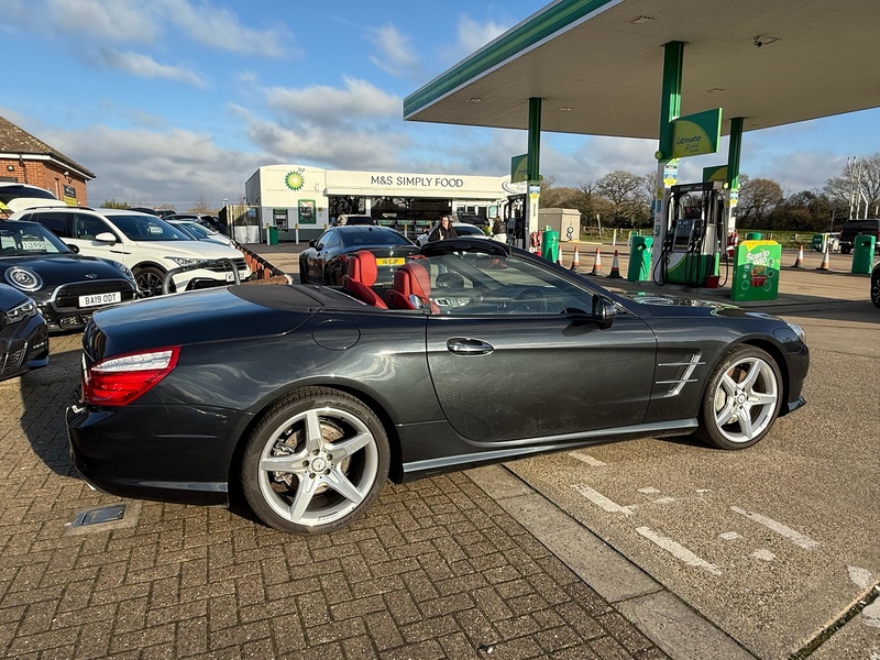 Mercedes-Benz SL 3.5 SL350 V6 BlueEfficiency Convertible 2dr Petrol G-Tronic Euro 5 (s/s) (306 ps) - U10003651
