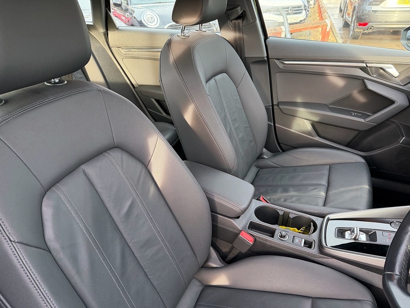 Audi A3 1.4 TFSIe 40 Sport Sportback 5dr Petrol Plug-in Hybrid S Tronic Euro 6 (s/s) 13kWh (204 ps) - U10003653