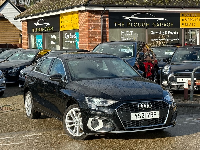 Audi A3 1.4 TFSIe 40 Sport Sportback 5dr Petrol Plug-in Hybrid S Tronic Euro 6 (s/s) 13kWh (204 ps) - U10003653