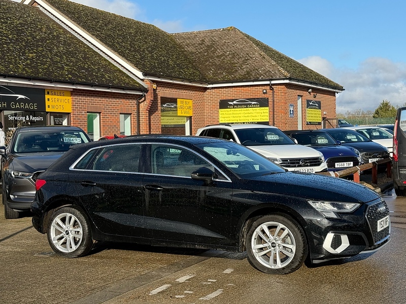 Audi A3 1.4 TFSIe 40 Sport Sportback 5dr Petrol Plug-in Hybrid S Tronic Euro 6 (s/s) 13kWh (204 ps) - U10003653