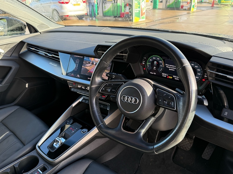 Audi A3 1.4 TFSIe 40 Sport Sportback 5dr Petrol Plug-in Hybrid S Tronic Euro 6 (s/s) 13kWh (204 ps) - U10003653