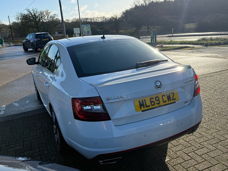 Skoda Octavia 2.0 TSI GPF vRS Hatchback 5dr Petrol DSG Euro 6 (s/s) (245 ps) - U10003658