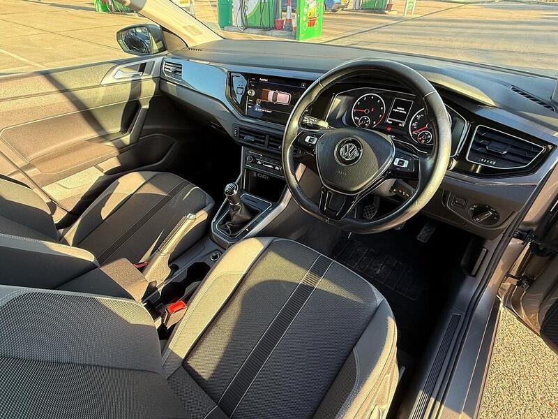 Volkswagen Polo 1.0 TSI GPF SEL Hatchback 5dr Petrol Manual Euro 6 (s/s) (115 ps) - U10003659