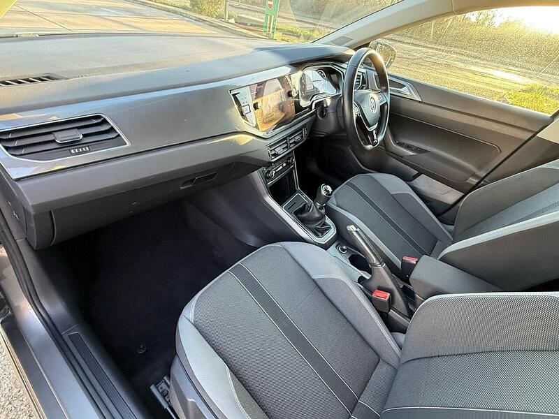 Volkswagen Polo 1.0 TSI GPF SEL Hatchback 5dr Petrol Manual Euro 6 (s/s) (115 ps) - U10003659