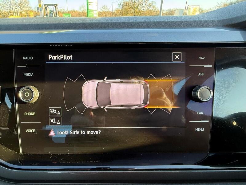 Volkswagen Polo 1.0 TSI GPF SEL Hatchback 5dr Petrol Manual Euro 6 (s/s) (115 ps) - U10003659