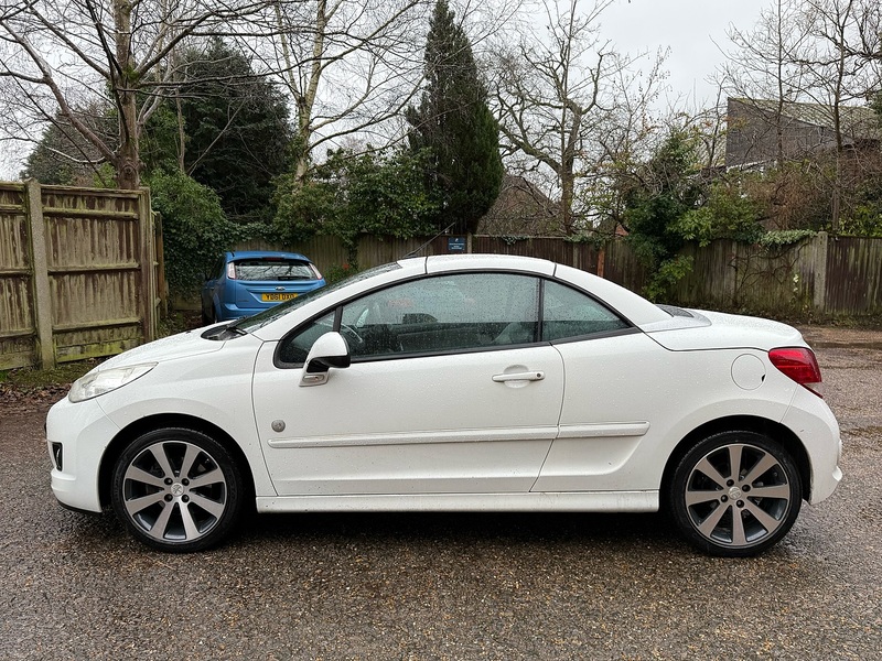 Peugeot 207 CC 1.6 VTi Roland Garros Euro 5 2dr - U10003662