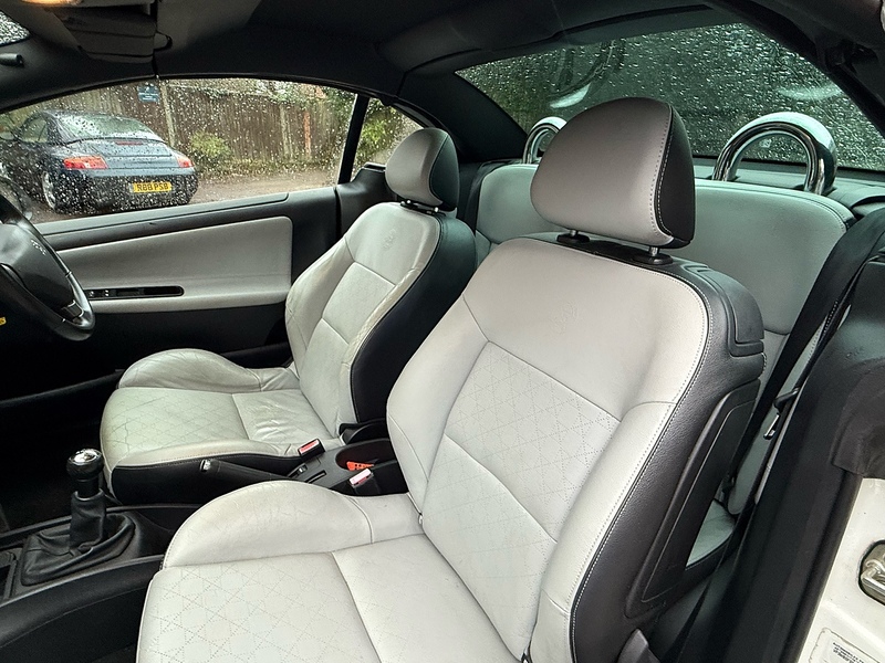 Peugeot 207 CC 1.6 VTi Roland Garros Euro 5 2dr - U10003662