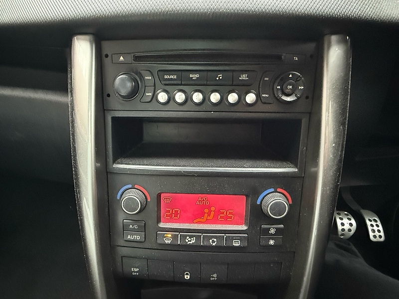 Peugeot 207 CC 1.6 VTi Roland Garros Euro 5 2dr - U10003662