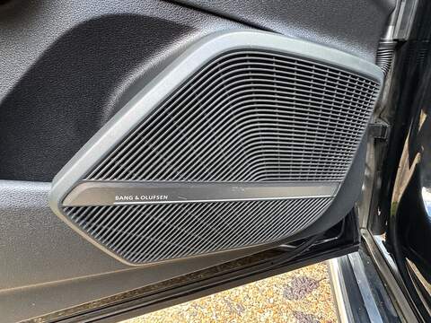 Audi Q5 2.0 TFSI 45 Vorsprung SUV 5dr Petrol S Tronic quattro Euro 6 (s/s) (245 ps) - U10003666