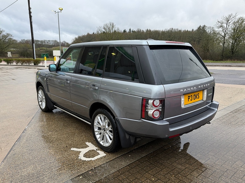 Land Rover Range Rover 4.4 TD V8 Westminster SUV 5dr Diesel Auto 4WD Euro 5 (313 bhp) - U10003667