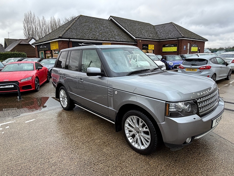Land Rover Range Rover 4.4 TD V8 Westminster SUV 5dr Diesel Auto 4WD Euro 5 (313 bhp) - U10003667
