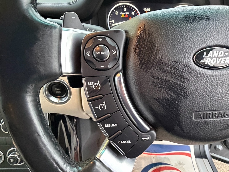 Land Rover Range Rover 4.4 TD V8 Westminster SUV 5dr Diesel Auto 4WD Euro 5 (313 bhp) - U10003667