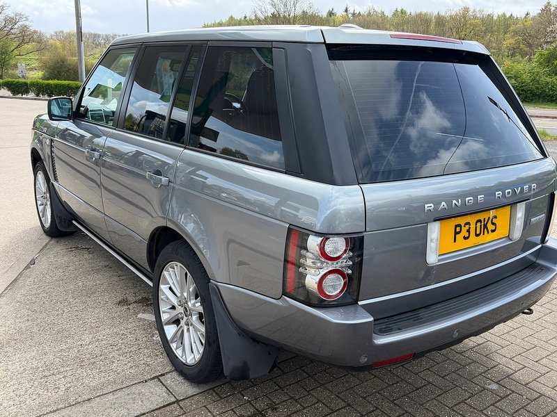 Land Rover Range Rover 4.4 TD V8 Westminster SUV 5dr Diesel Auto 4WD Euro 5 (313 bhp) - U10003667