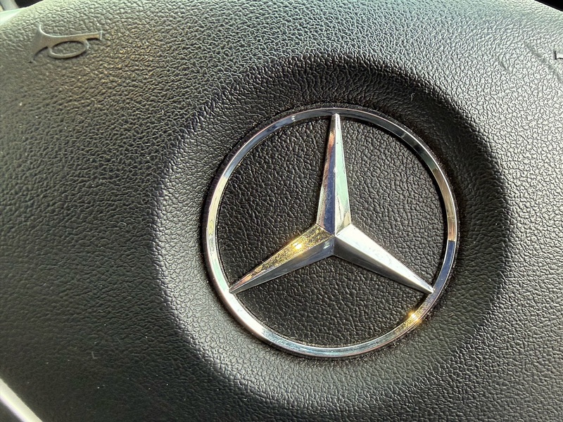 Mercedes-Benz SLK 1.8 SLK200 BlueEfficiency Convertible 2dr Petrol G-Tronic+ Euro 5 (s/s) (184 ps) - U10003670