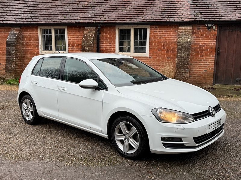 Volkswagen Golf 1.4 TSI BlueMotion Tech Match Edition Hatchback 5dr Petrol Manual Euro 6 (s/s) (125 ps) - U10003679
