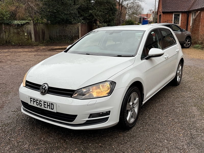 Volkswagen Golf 1.4 TSI BlueMotion Tech Match Edition Hatchback 5dr Petrol Manual Euro 6 (s/s) (125 ps) - U10003679