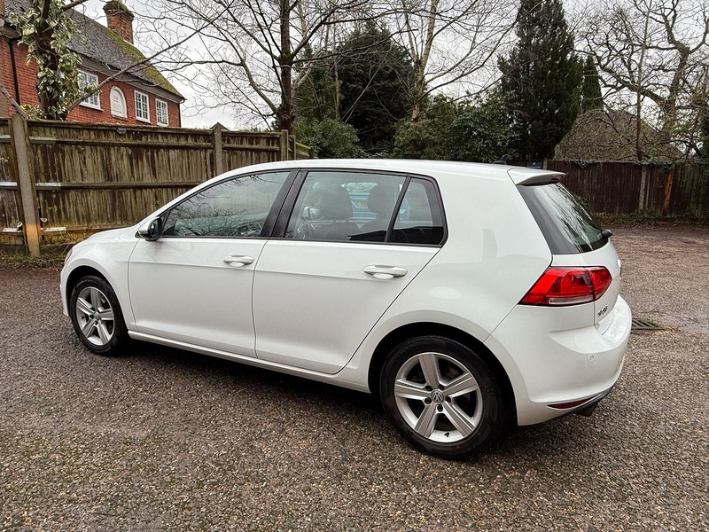 Volkswagen Golf 1.4 TSI BlueMotion Tech Match Edition Hatchback 5dr Petrol Manual Euro 6 (s/s) (125 ps) - U10003679