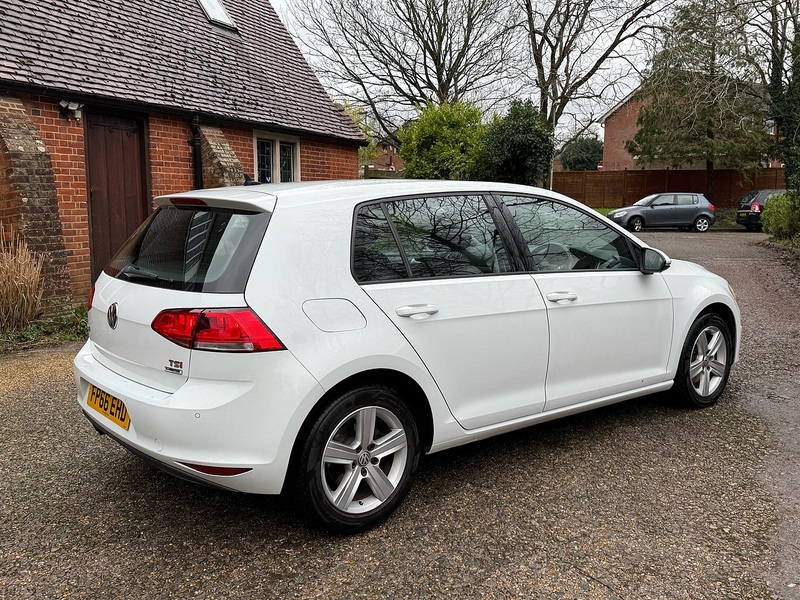 Volkswagen Golf 1.4 TSI BlueMotion Tech Match Edition Hatchback 5dr Petrol Manual Euro 6 (s/s) (125 ps) - U10003679