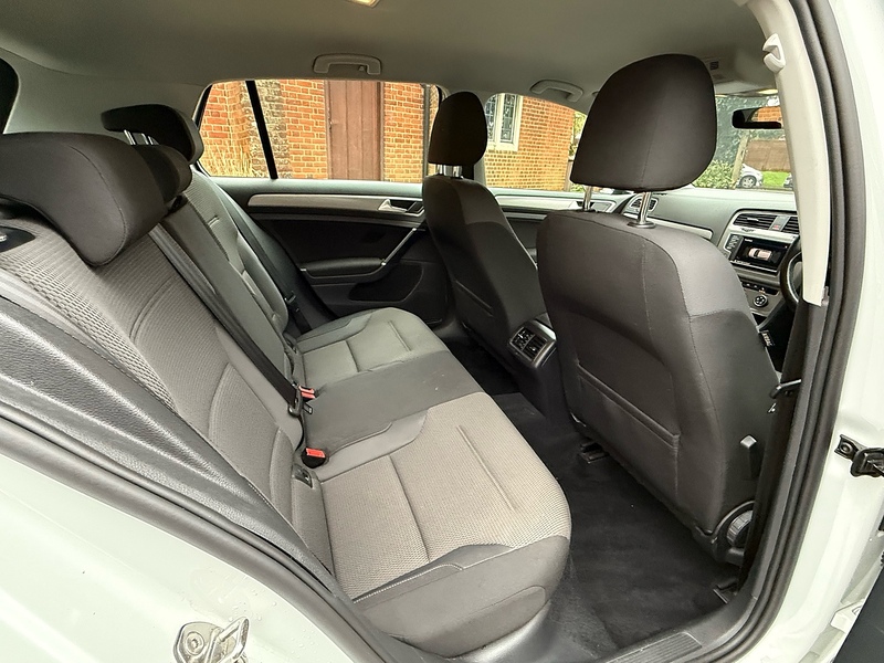 Volkswagen Golf 1.4 TSI BlueMotion Tech Match Edition Hatchback 5dr Petrol Manual Euro 6 (s/s) (125 ps) - U10003679