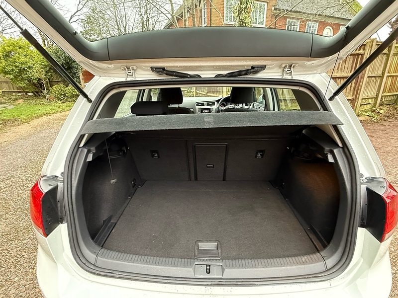 Volkswagen Golf 1.4 TSI BlueMotion Tech Match Edition Hatchback 5dr Petrol Manual Euro 6 (s/s) (125 ps) - U10003679