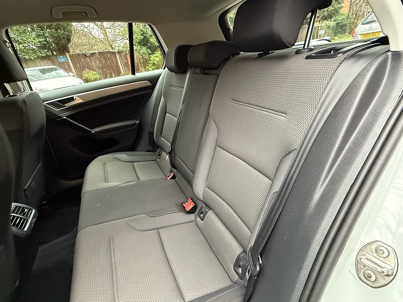 Volkswagen Golf 1.4 TSI BlueMotion Tech Match Edition Hatchback 5dr Petrol Manual Euro 6 (s/s) (125 ps) - U10003679