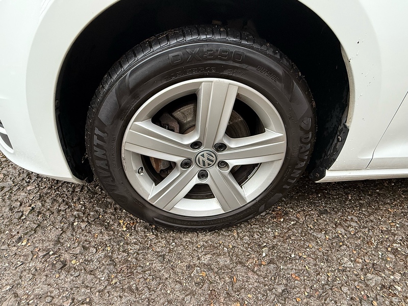 Volkswagen Golf 1.4 TSI BlueMotion Tech Match Edition Hatchback 5dr Petrol Manual Euro 6 (s/s) (125 ps) - U10003679