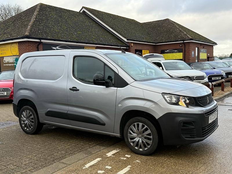 Peugeot Partner 1.5 BlueHDi 1000 Professional Premium Standard Panel Van 5dr Diesel Manual SWB Euro 6 (100 bhp) - U10003680
