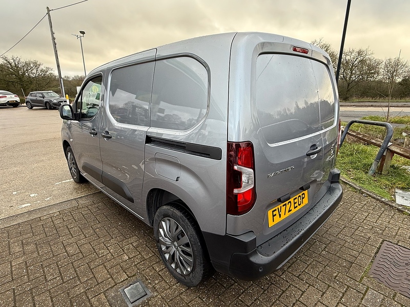 Peugeot Partner 1.5 BlueHDi 1000 Professional Premium Standard Panel Van 5dr Diesel Manual SWB Euro 6 (100 bhp) - U10003680