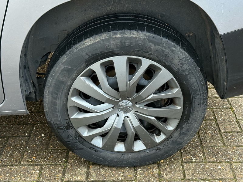 Peugeot Partner 1.5 BlueHDi 1000 Professional Premium Standard Panel Van 5dr Diesel Manual SWB Euro 6 (100 bhp) - U10003680