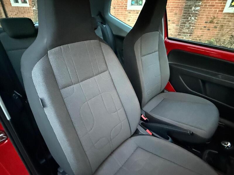 Volkswagen up! 1.0 Move up! Hatchback 3dr Petrol Manual Euro 5 (60 ps) - U10003682