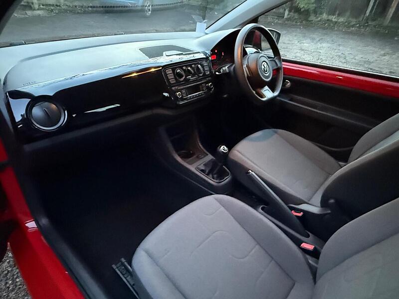 Volkswagen up! 1.0 Move up! Hatchback 3dr Petrol Manual Euro 5 (60 ps) - U10003682