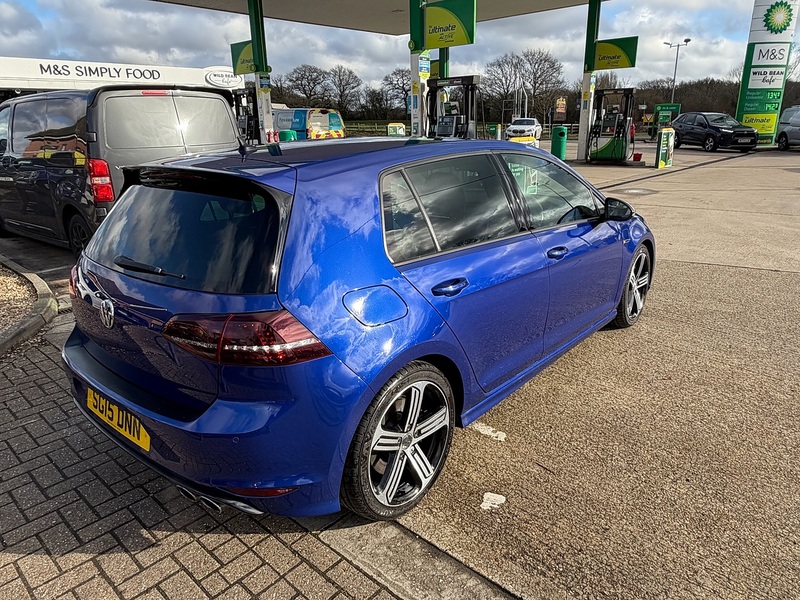 Volkswagen Golf 2.0 TSI BlueMotion Tech R Hatchback 5dr Petrol Manual 4Motion Euro 6 (s/s) (300 ps) - U10003683