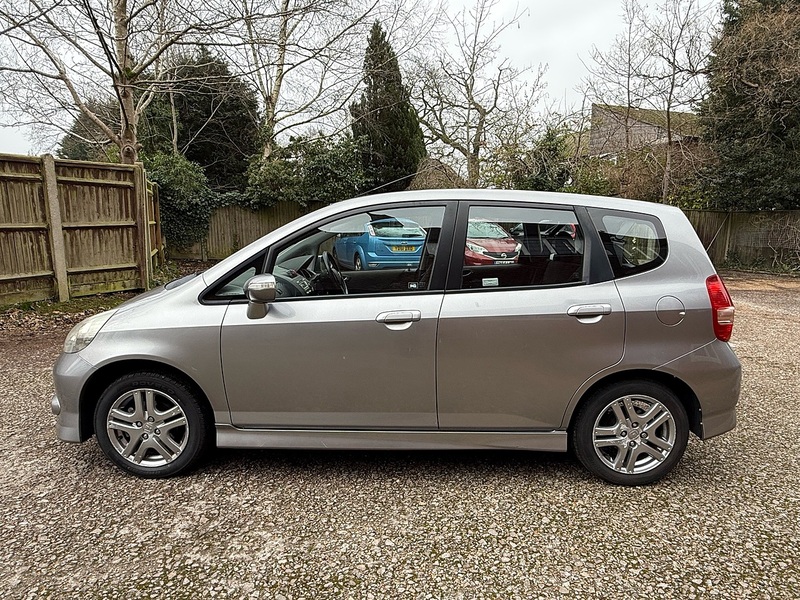 Honda Jazz 1.4 i-DSI SE Sport Hatchback 5dr Petrol Manual (137 g/km, 82 bhp) - U10003685