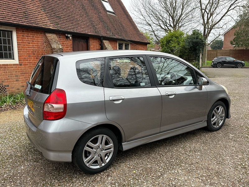 Honda Jazz 1.4 i-DSI SE Sport Hatchback 5dr Petrol Manual (137 g/km, 82 bhp) - U10003685