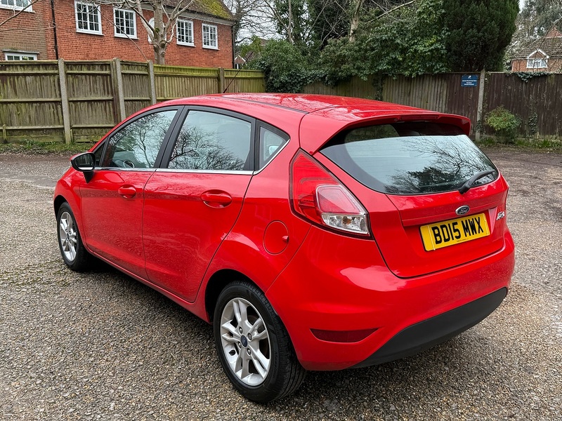 Ford Fiesta 1.5 TDCi Zetec Hatchback 5dr Diesel Manual Euro 5 (75 ps) - U10003686