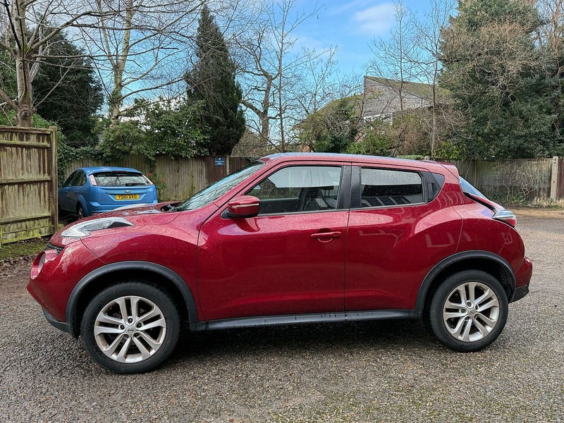 Nissan Juke 1.6 Acenta Premium SUV 5dr Petrol XTRON Euro 6 (117 ps) - U10003690