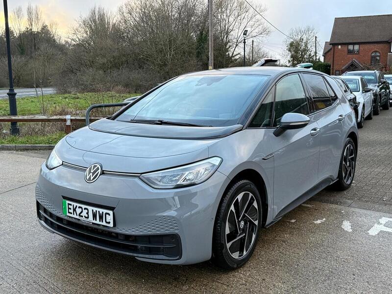 Volkswagen ID.3 Pro Performance 58kWh Life Hatchback 5dr Electric Auto (204 ps) - U10003696