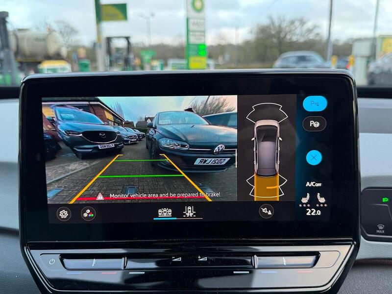 Volkswagen ID.3 Pro Performance 58kWh Life Hatchback 5dr Electric Auto (204 ps) - U10003696